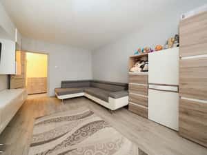 Apartament 3 camere cu balcon in Brașov — miniatura 3