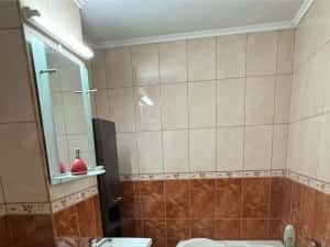 Apartament 3 Camere Decomandat 2 Bai 2 Balcoane Garaj Sub Bloc Boxa Zona Girocului Soarelui — miniatura 6