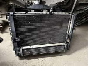 Radiator apa electroventilator bmw e90 e91 e92 e93 330d automat — miniatura 2