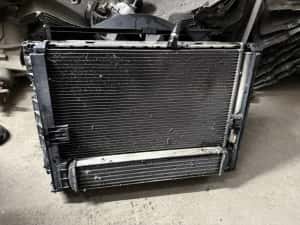 Radiator apa electroventilator bmw e90 e91 e92 e93 330d automat — miniatura 4