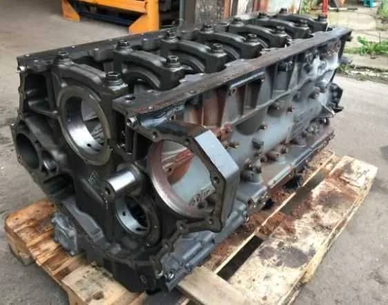 Bloc motor DAF XF105 MX340 1871901/1832776  - piese/dezmembrari DAF — fotografie 1 din 6