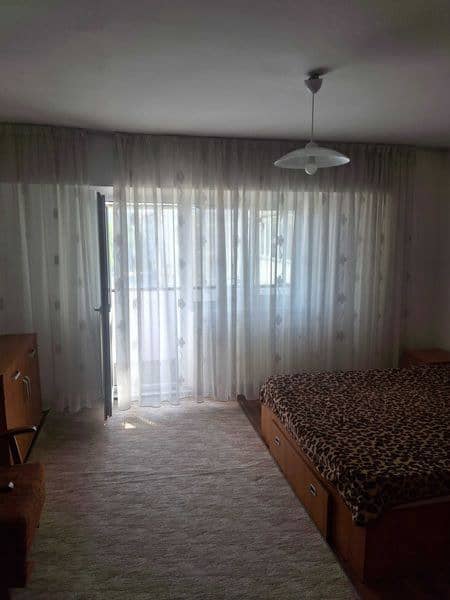 Apartament cu 1 camera — fotografie 1 din 6