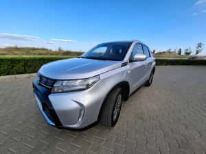 SUPER OFERTĂ! Primul proprietar vinde Suzuki Vitara GSR 1.4L BOOSTERJET HYBRID 48V PASSION. Cauciucurile de iarnă și portbagaj metalic ,CADOU!