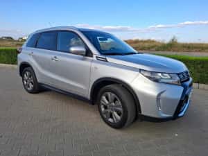 SUPER OFERTĂ! Primul proprietar vinde Suzuki Vitara GSR 1.4L BOOSTERJET HYBRID 48V PASSION. Cauciucurile de iarnă și portbagaj metalic ,CADOU! — miniatura 4