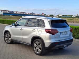 SUPER OFERTĂ! Primul proprietar vinde Suzuki Vitara GSR 1.4L BOOSTERJET HYBRID 48V PASSION. Cauciucurile de iarnă și portbagaj metalic ,CADOU! — miniatura 5