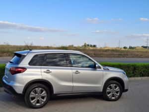 SUPER OFERTĂ! Primul proprietar vinde Suzuki Vitara GSR 1.4L BOOSTERJET HYBRID 48V PASSION. Cauciucurile de iarnă și portbagaj metalic ,CADOU! — miniatura 7
