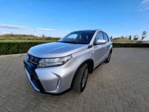 SUPER OFERTĂ! Primul proprietar vinde Suzuki Vitara GSR 1.4L BOOSTERJET HYBRID 48V PASSION. Cauciucurile de iarnă și portbagaj metalic ,CADOU! — miniatura 10