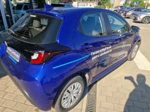 Toyota Yaris 1.5L CVT ACTIVE – City-car modern, economic — miniatura 6
