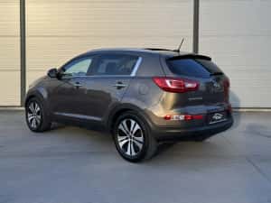 KIA SPORTAGE 2.0 CRDi 4x4  Automat – 2011 E5 / PrimPropietar Garantie 1an/ Buy-Back — miniatura 4