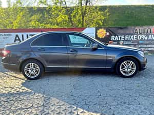 Mercedes-Benz C 250 CDI BlueEfficiency Avantgarde 2009 — miniatura 3