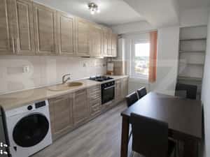 Apartament 2 camere, decomandat, 57 mp, etaj intermediar, Baciu — miniatura 2