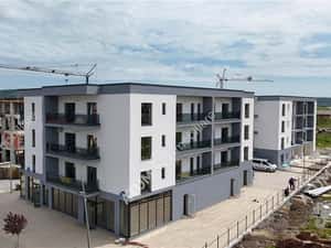 Apartament 2 camere decomandate parcare si balcon zona Brana Selimbar — miniatura 6