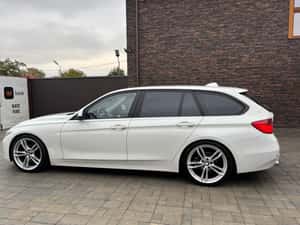 BMW 320 Berlină - Second Hand - 12 luni garanție — miniatura 4