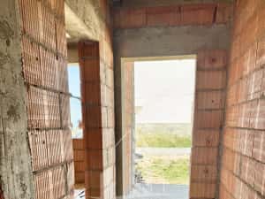 Duplex despartit cu 4 camere 2 bai si dressing toate utilitatile Giroc — miniatura 5