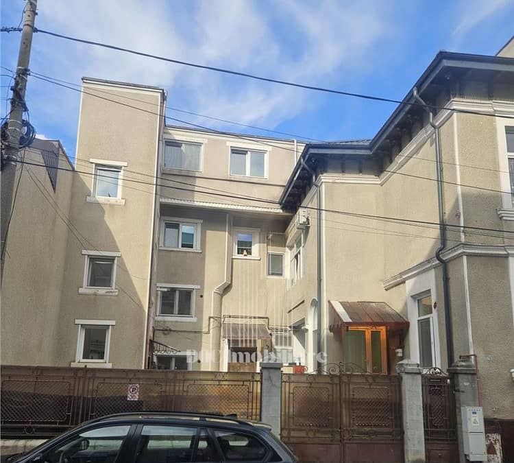 4 camere Locuinta  Birou in Casa Parcul Carol | 3 bai | Centrala | Box — fotografie 1 din 6
