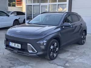 Hyundai Kona Luxury 1.6 Hybrid 2024 usor avariat — miniatura 2