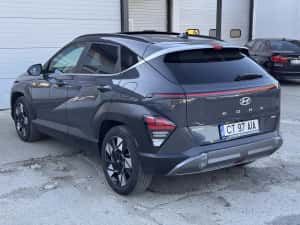 Hyundai Kona Luxury 1.6 Hybrid 2024 usor avariat — miniatura 3