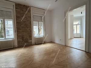 Spatiu Birou | 3 Camere | Zona Centrala | Cladire Istorica — miniatura 1