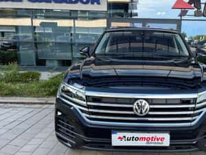 Volkswagen Touareg 3.0 V6 TDI Automată 231 HP Diesel