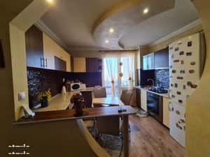 Vând apartament tipD cu 3 camere pe b-dul Nufărului vis a vis de Lotus — miniatura 2