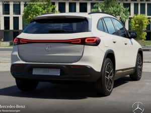 Mercedes-Benz EQA - 36.620 EUR, SUV Electric — miniatura 3