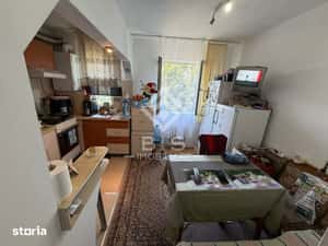 Apartament de vanzare 3 camere - zona Decebal — miniatura 4