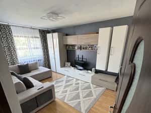Apartament 2 camere decomandate,Valea Roșie,60mp,mobilat,2 balcoane — miniatura 2