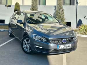 VOLVO V60 2018 2.0D ! Parc Auto / Rate / Buy Back ! — miniatura 3