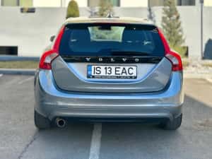 VOLVO V60 2018 2.0D ! Parc Auto / Rate / Buy Back ! — miniatura 8