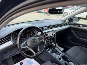 VOLKSWAGEN PASSAT 2.0 TDI DSG TRENDLINE 150 CP 2020 — miniatura 7