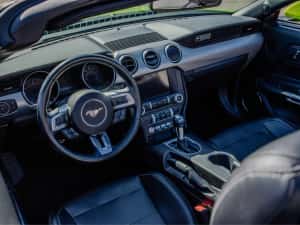 Ford Mustang EcoBoost 2.3 — miniatura 8