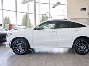Mercedes-Benz GLE 250 Semi-automată 272 HP Diesel — miniatura 4