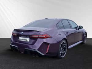 BMW M5 Hibrid 2025 - 17750 km - Violet — miniatura 3