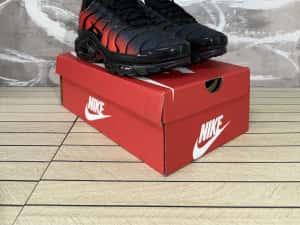 Nike Air Max Plus TN Red Black — miniatura 2