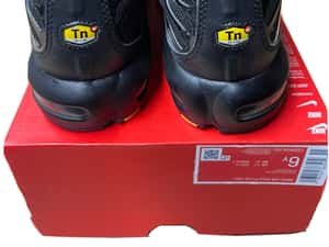 Adidasi Nike Air Max plus Gs Triple Black 100% originali-37.5 — miniatura 6