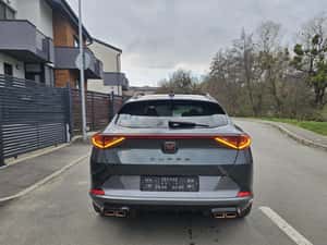 Cupra Formentor 1.4 Hibrid, 80.000 km, verde — miniatura 3