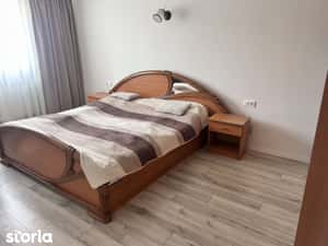 Inchiriez apartament  3 camere Mobilat Stefan Cel Mare — miniatura 5
