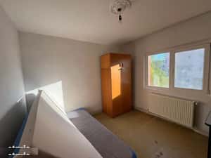 Apartament 2 camere, 56 mp, decomandat, etaj 2, ideal pentru renovare — miniatura 3