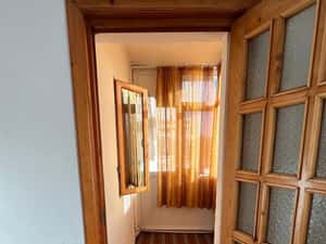 Apartament 2 camere, 56 mp, decomandat, etaj 2, ideal pentru renovare — miniatura 5