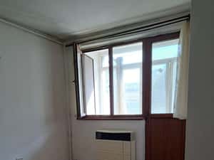 Garsonieră cu balcon și debara, aproape de facilități — miniatura 4