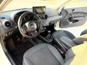 Audi A1 1.6 TDI 2011 | Bi-Xenon | CarPlay/Android Auto | Scaune Încalzite | Ambreiaj Schimbat — miniatura 8