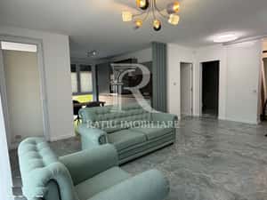 Apartament de LUX de închiriat – PRIMA ÎNCHIRIERE | Locație CENTRALĂ