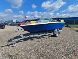 Vând Barca cu motor și peridoc — miniatura 2