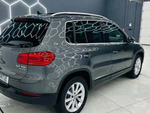 VOLKSWAGEN TIGUAN 4x4 — miniatura 4
