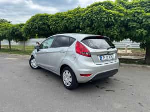 Ford Fiesta 1.4 TDCI Euro 5 2012 — miniatura 4