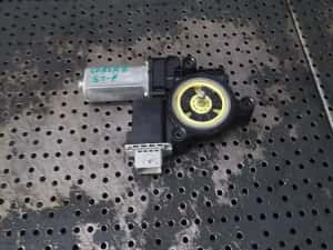 Motoras macara stanga fata opel corsa e x15 71019003 50000158 — miniatura 4