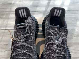 Adidas Yeezy Boost 350 V2 Black Reflective, Poze Reale 39-45 — miniatura 8
