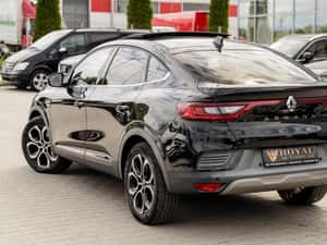 Renault Arkana E-Tech 145 Engineered Hybrid 2022 — miniatura 4