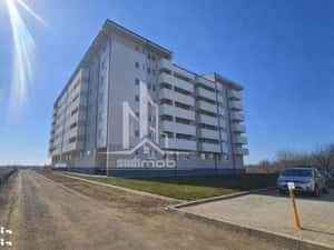 Apartament 2 camere decomandat Grand Arena Dealul Cucului.