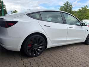 Tesla Model 3 - 36.196 km - 37.854 EUR — miniatura 5